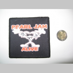 Pearl Jam ofsetová nášivka po krajoch obšívaná  cca. 9x9cm